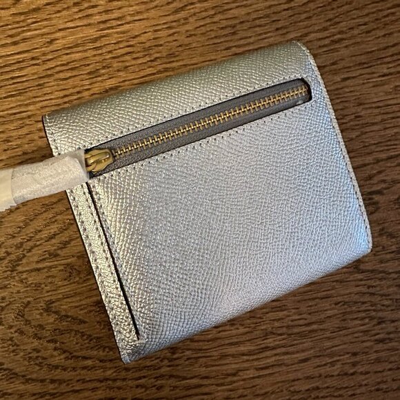 NWT！New! Coach Wyn Envelope Small Wallet -Silver Metallic - Picture 5 of 5